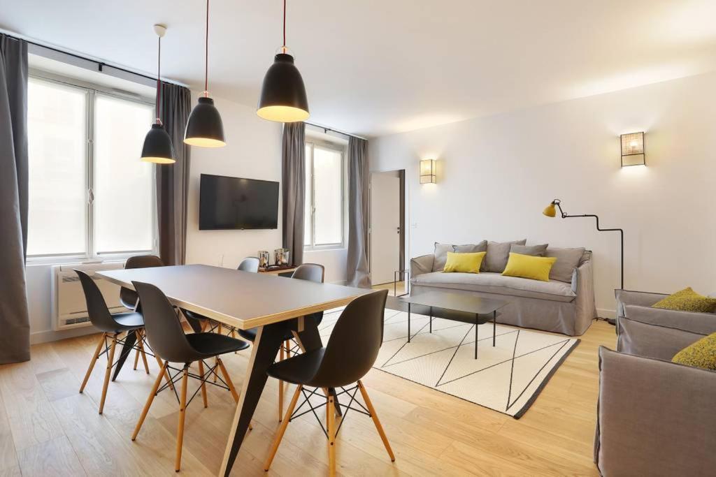 Apartment Pick A Flat's In Saint Germain - Rue Corneille Paris